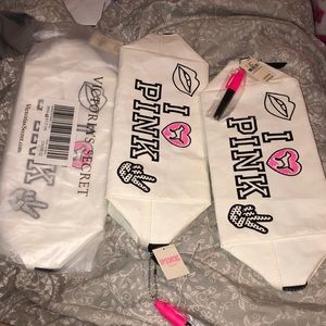 3 Victoria’s Secret Pink Makeup Bags w/ Markers😊